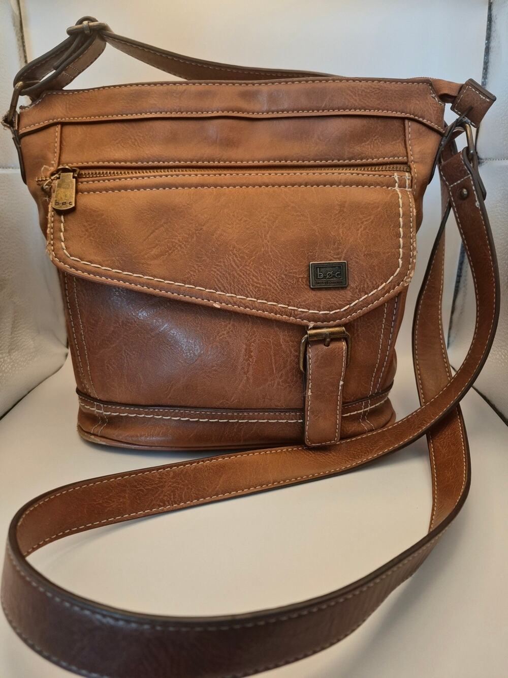 b.o.c. Women's Tan Crossbody Shoulder Bag